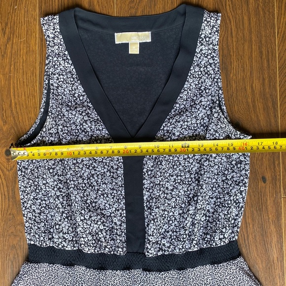 MICHAEL KORS navy & white floral-print dress - Picture 3 of 11